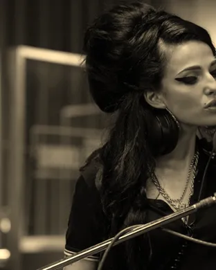 Back To Black - Amy Winehouse Tribute Cincinnati