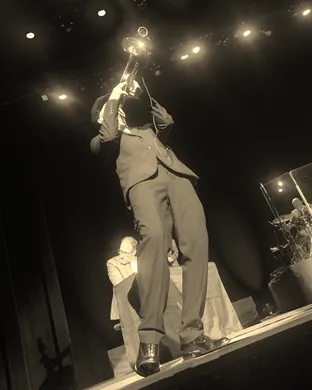 Big Bad Voodoo Daddy Cincinnati