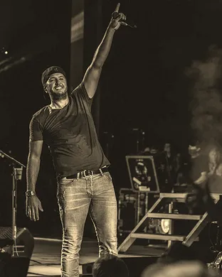 Luke Bryan Cincinnati
